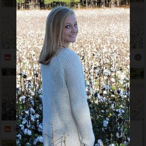 Meet your Posher, Hannah